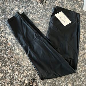 Black Brilliant Schrunchy What Hi-Rise 7/8 24” size 8-10